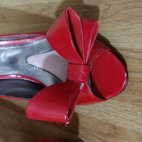 Paris Hilton 🥳 HOST PICK🥳 Vintage Red Bow Open Toe Heels 6 - Picture 4 of 16